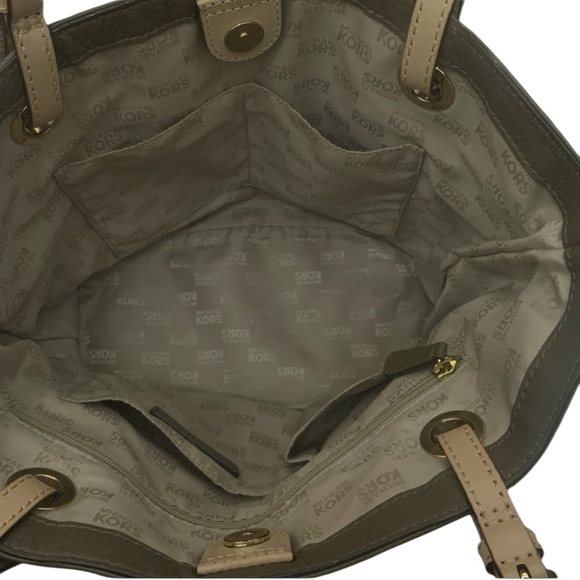 Michael kors-EUC-Jet Set Travel Tote Bag-10.5”x12”x6”-Retail $429 - Picture 5 of 5